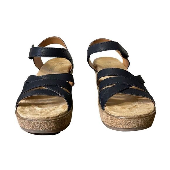 WHITE MOUNTAIN Conquer Women's Platform Sandal,  Adjustable strap, Size 5 - Picture 3 of 10